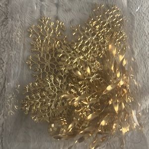 Christmas Tree Ornament set. 42 pieces